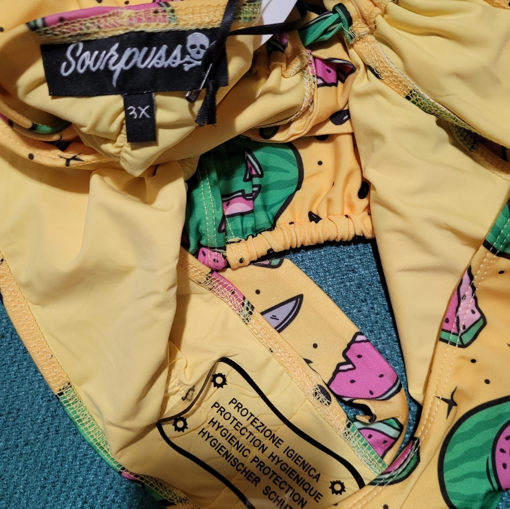 Sourpuss Spooky Melons Scrunch Bikini in 3XL - Picture 4 of 6
